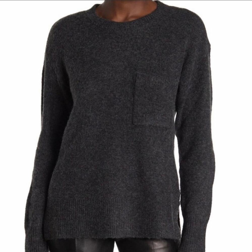 NWOT SANCTUARY Gray Fuzzy Sweater, Sz M